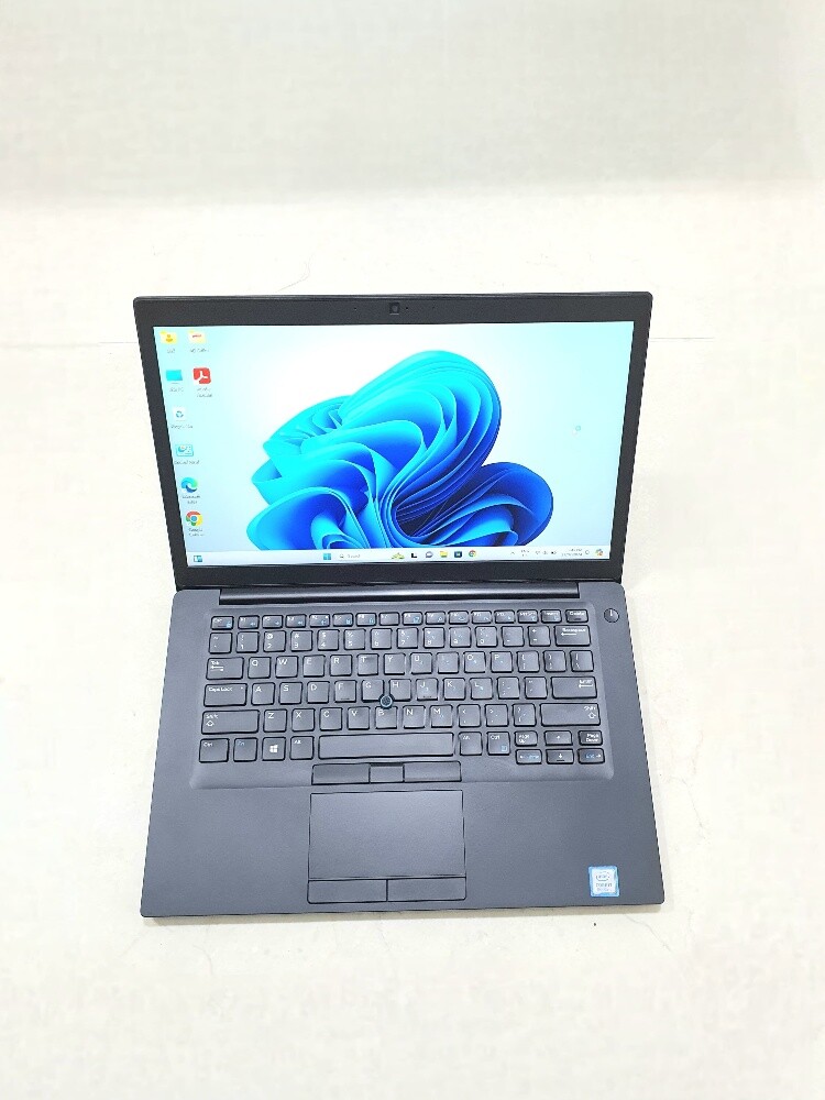 Dell latitude E-7490 intel i7 - 1