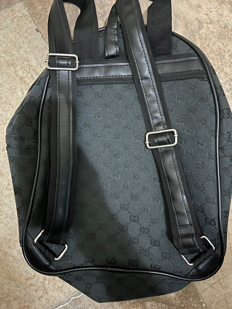 black Gucci backpack - 2
