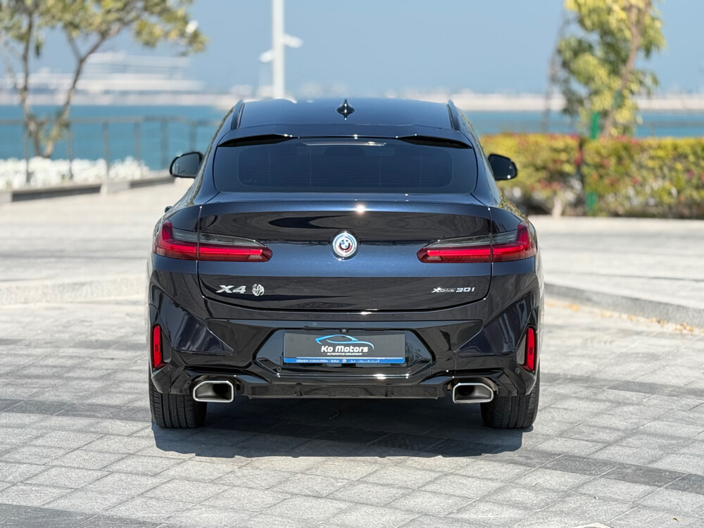bmw X4 30i model 2022 — photo 9 for sale in Qatar