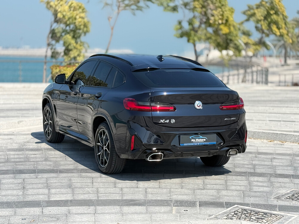 bmw X4 30i model 2022 — photo 10 for sale in Qatar