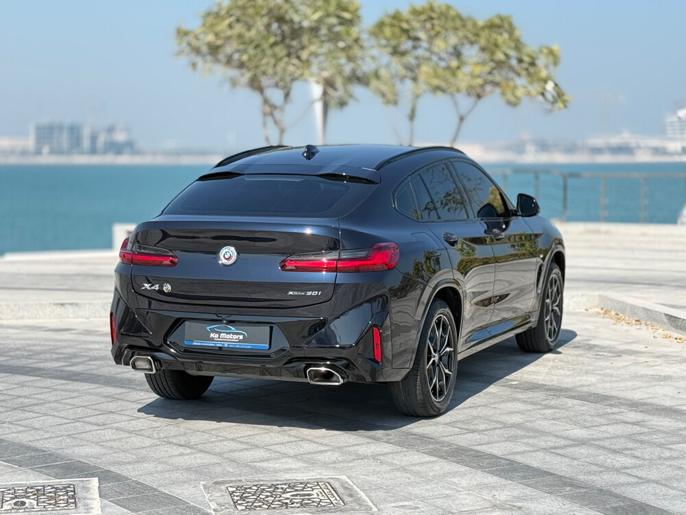 bmw X4 30i model 2022 — photo 7 for sale in Qatar