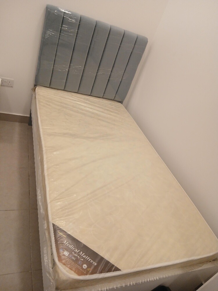 Bed and with mattress - 22