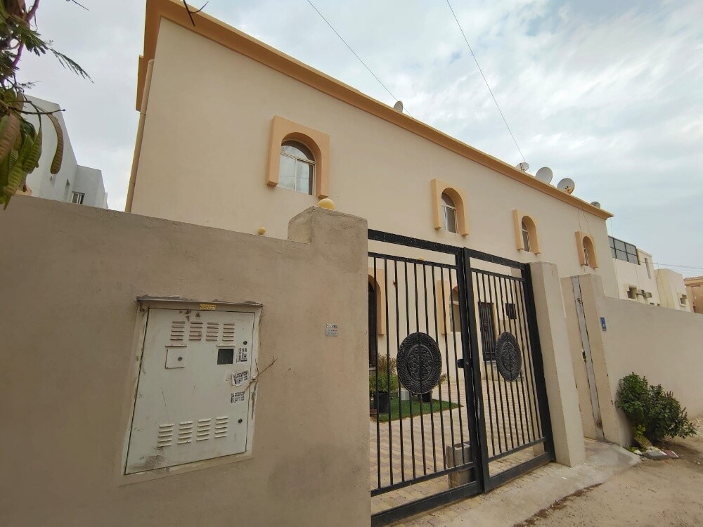 ارضين عمارات 613م و620م بالمطار م - 2