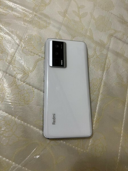 Redmi K60 Gaming phone - 1
