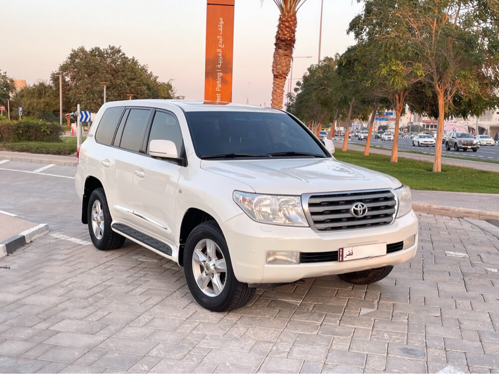 Toyota LandCruiser VXR 2011 — photo 3 for sale in Qatar