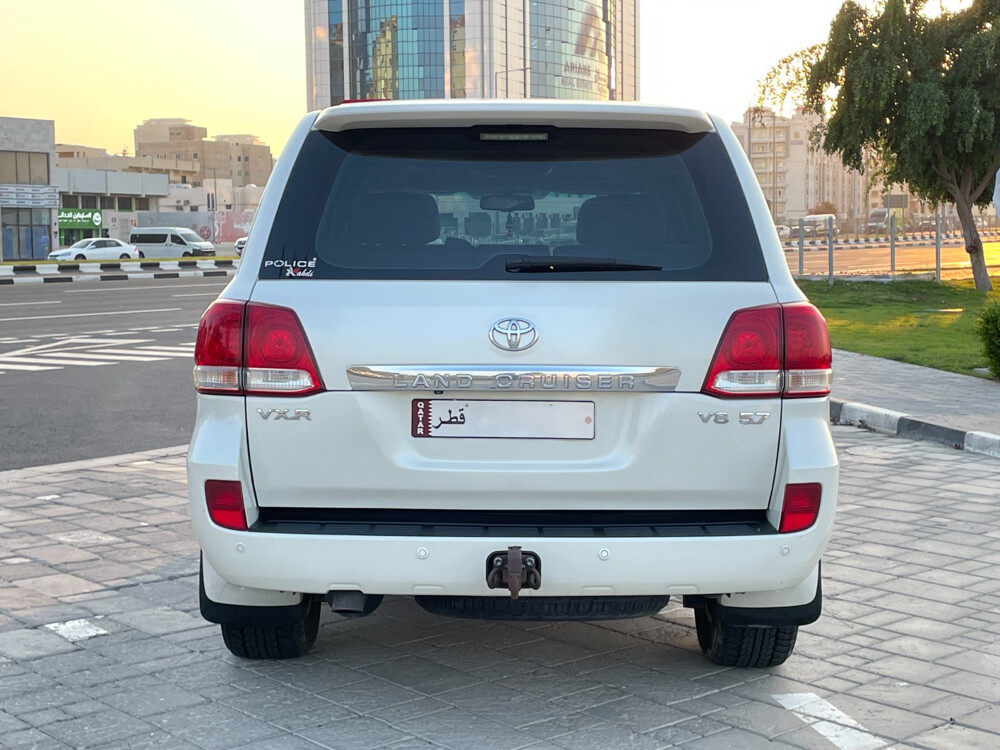 Toyota LandCruiser VXR 2011 — photo 5 for sale in Qatar