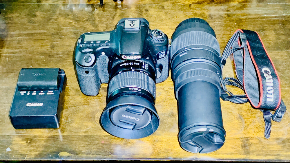canon 60d with 2 lenses and bag - 1