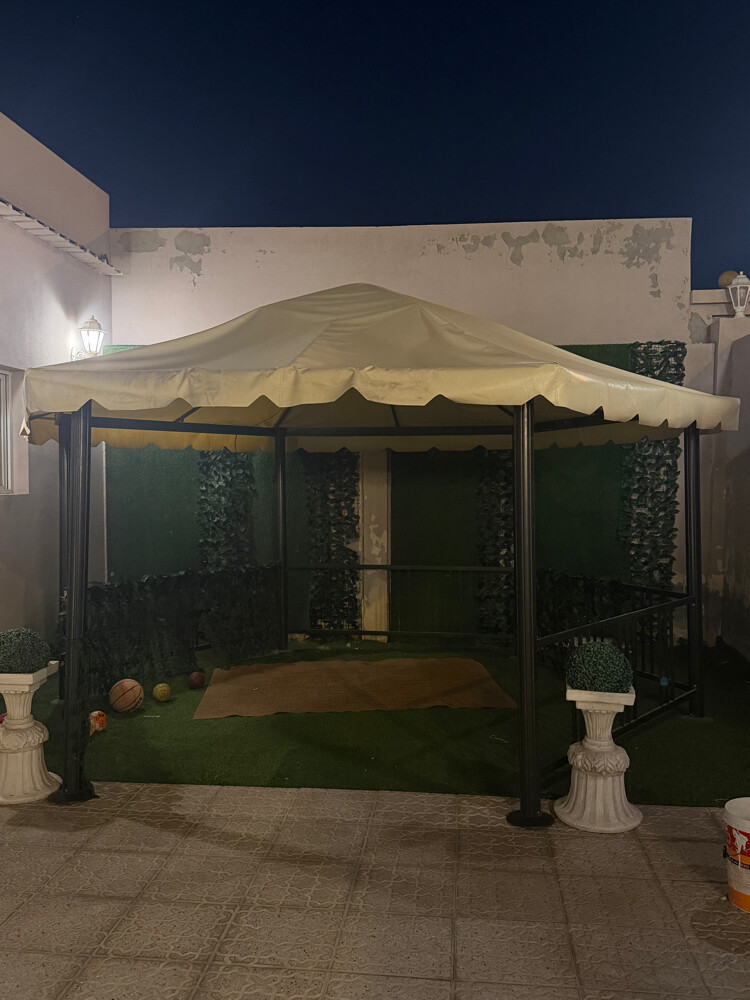 خيمة مع طربال المطر - 2