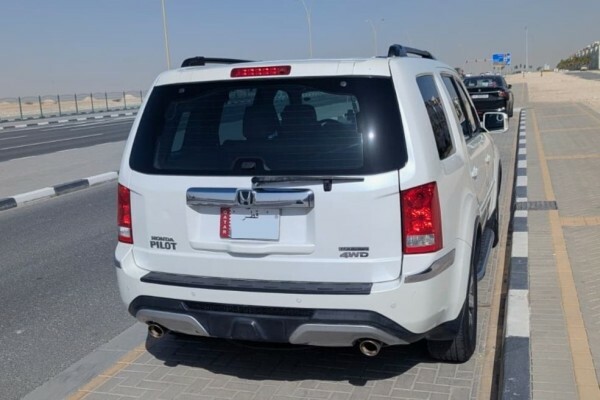 2014 Honda Pilot 4WD Touring — photo 4 for sale in Qatar