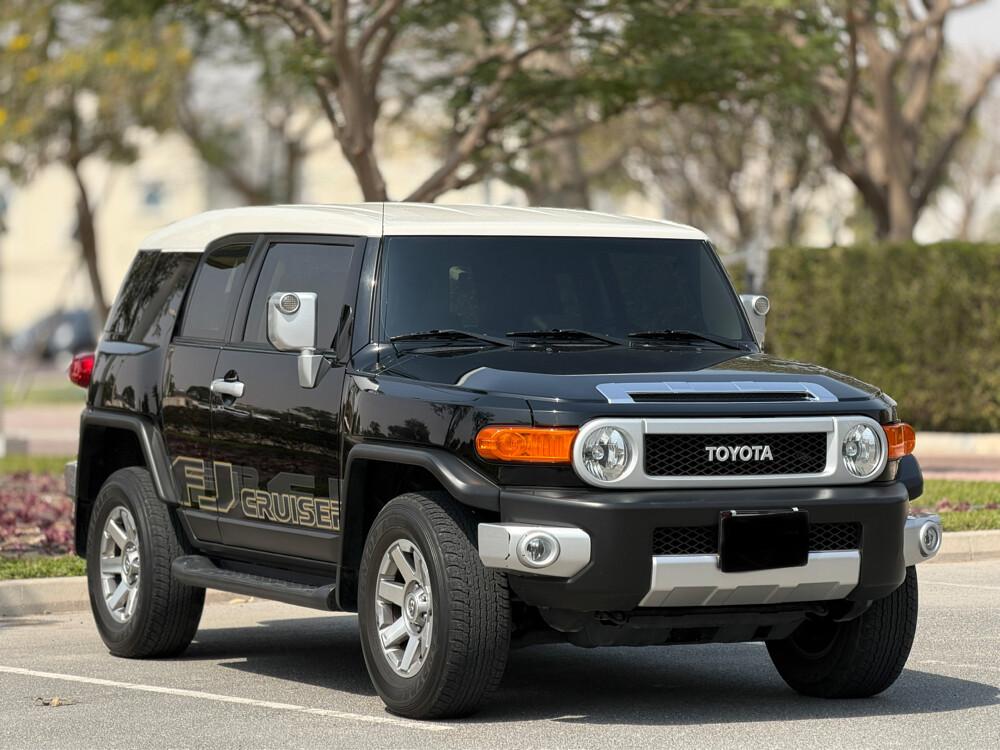 FJ Cruiser — photo 3 for sale in Qatar
