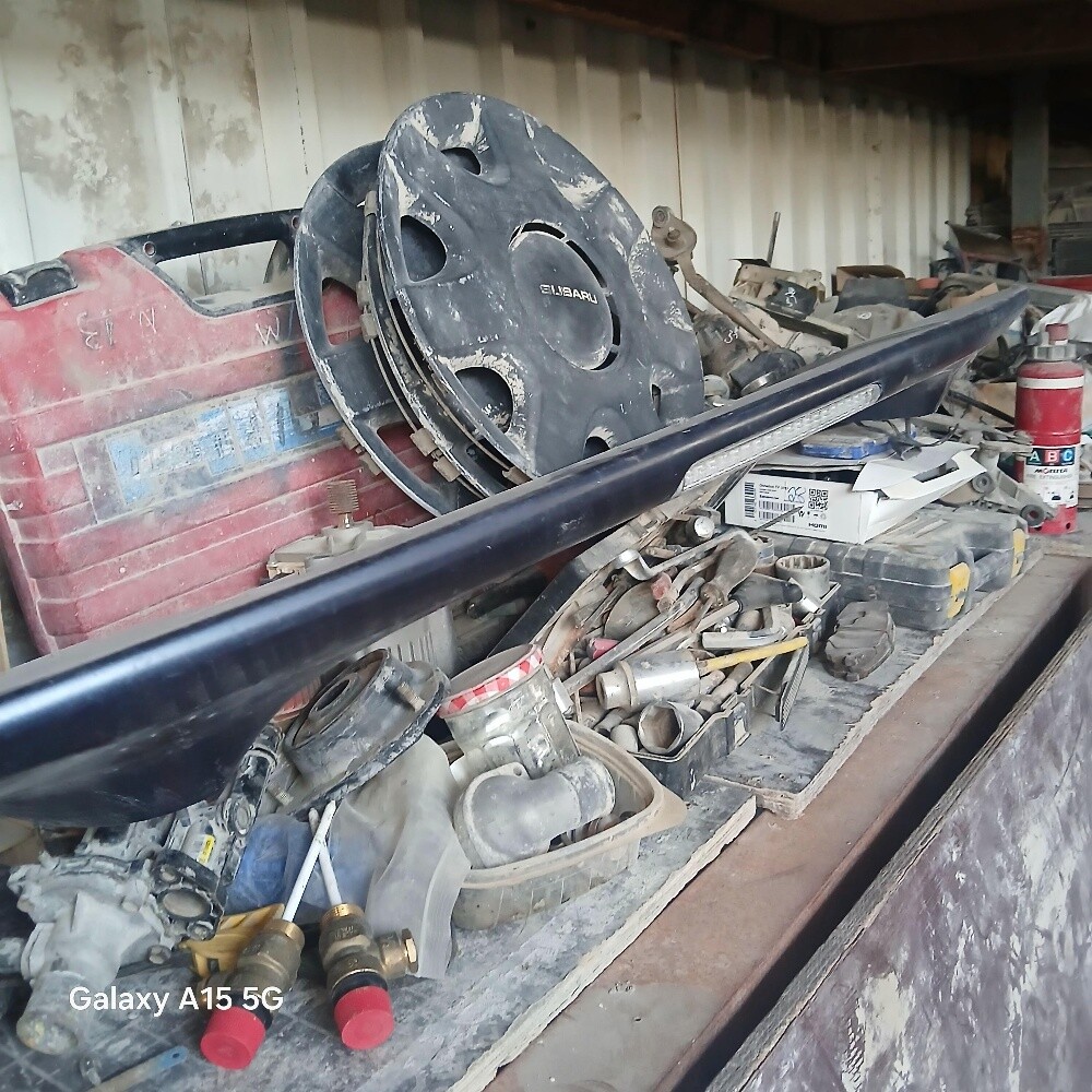 Used and new Subaru spare parts f - 8