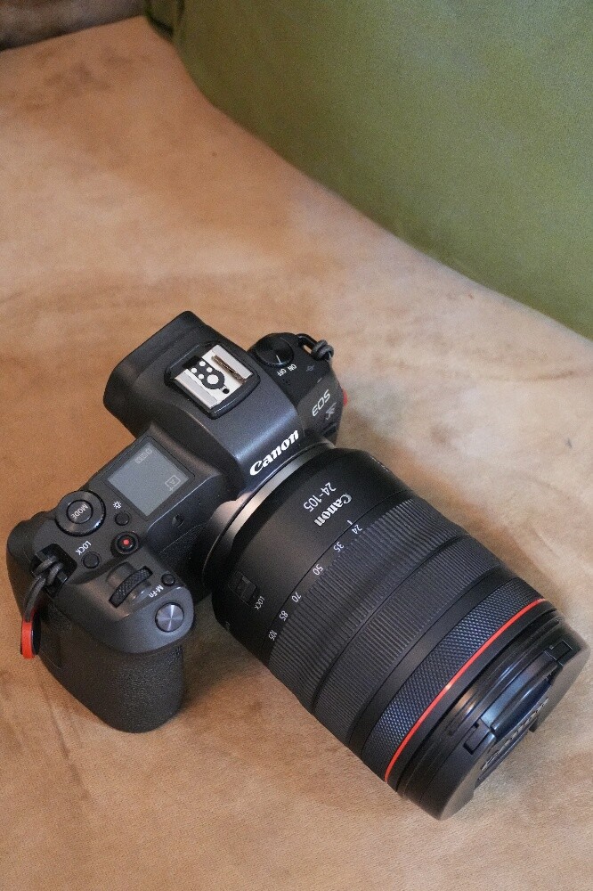 Canon EOS R - 2