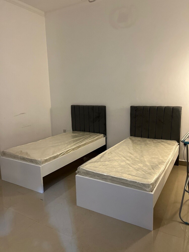 سرير كبيره وصغيره - 9