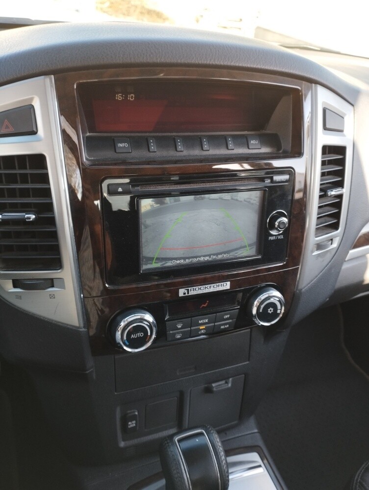 Pajero full options. - 21