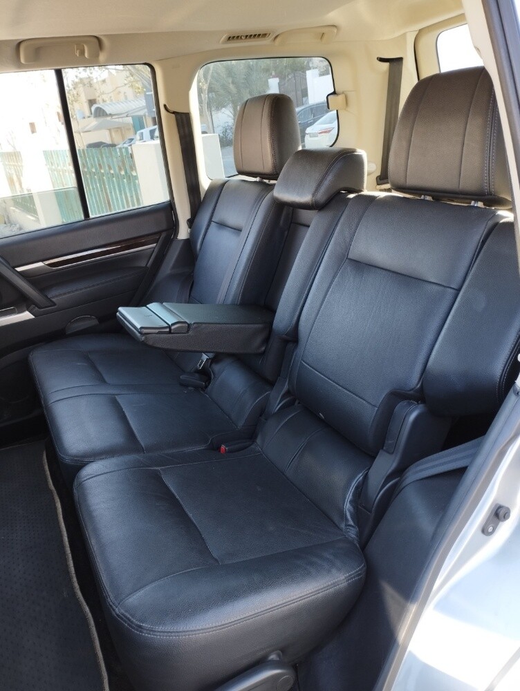 Pajero full options. - 4