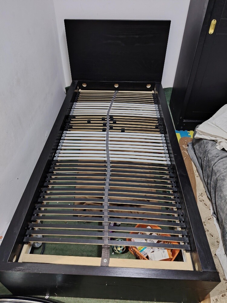 ikea bed with Mattras - 1