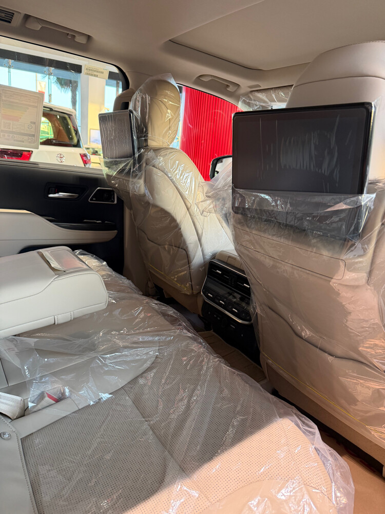 VVIP LIMOUSINE - 6