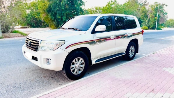 Land Cruiser 2012 GX — photo 1 for sale in Qatar