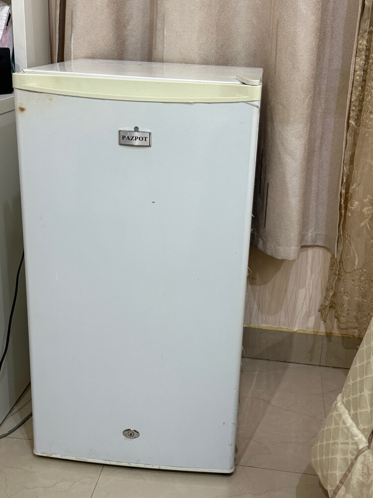 fridge - 1