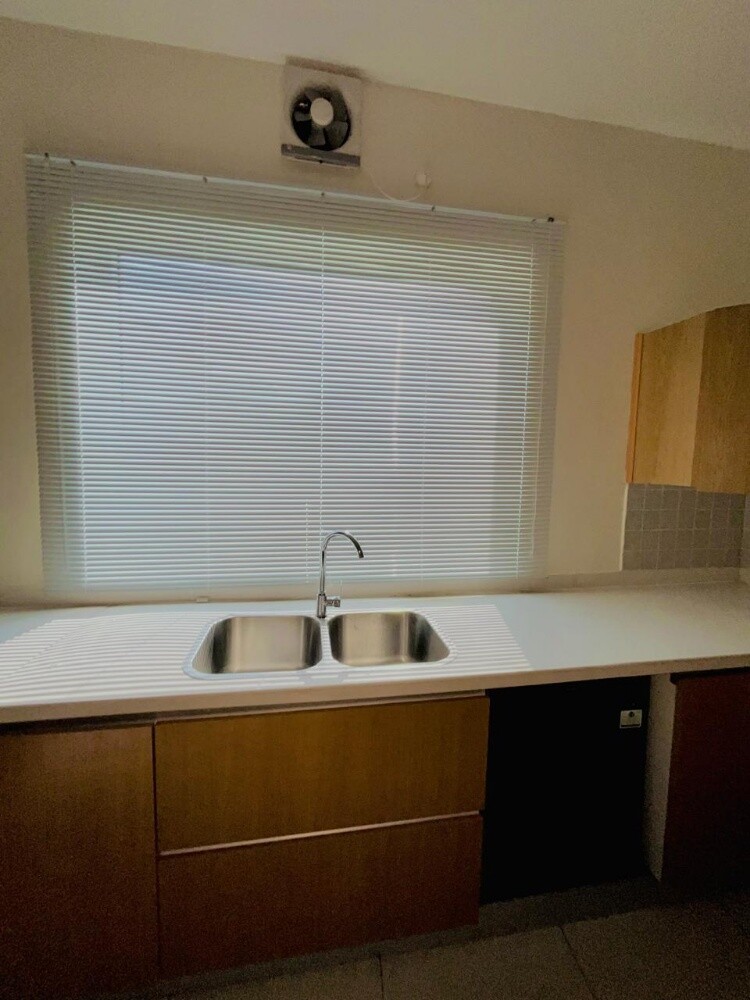 Roller Blind - 16