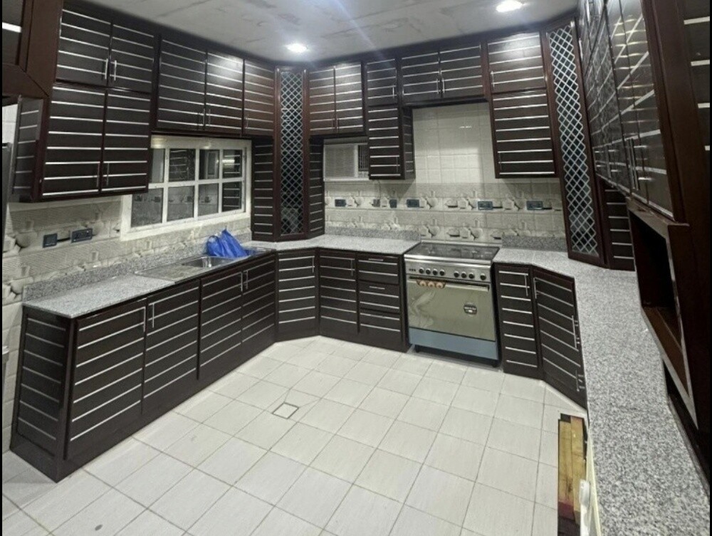 Glass work for call 31204083 - 15