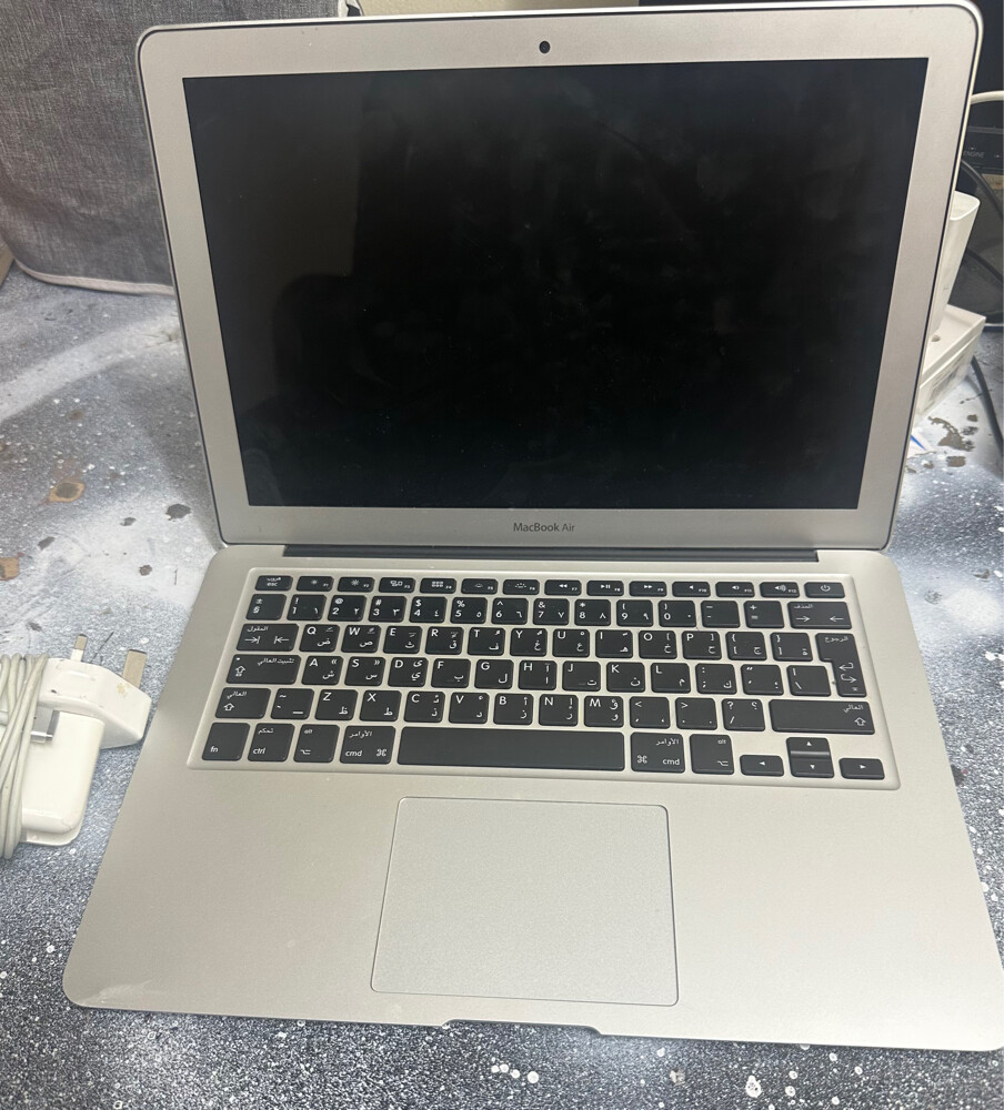 MacBookAir - 3