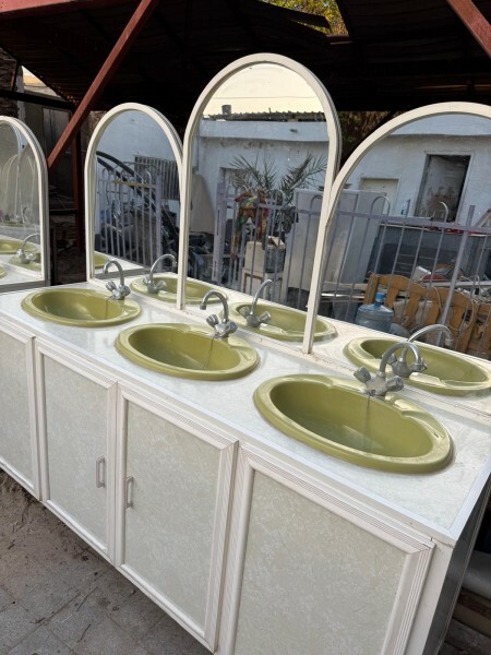 Aluminum hand washing sink - 1