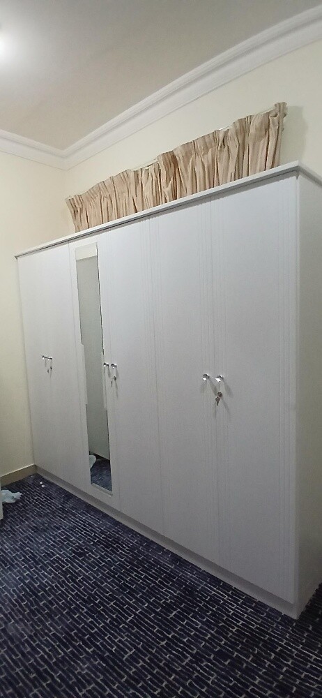 bad mattress cabinet - 4
