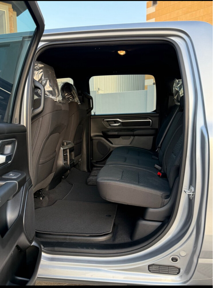 DODGE RAM 1500 - 5