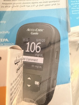 NEW ACCU-CHECK GUIDE (SEALED) - 2