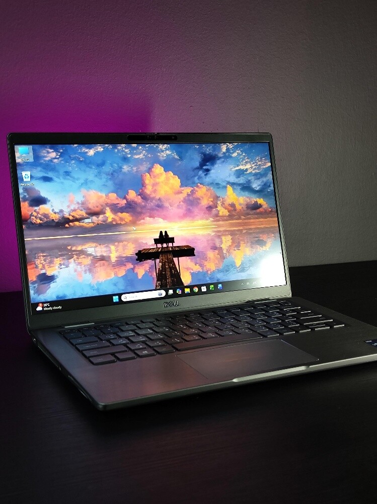 latitude -7330 I7-12TH ram32gb - 1