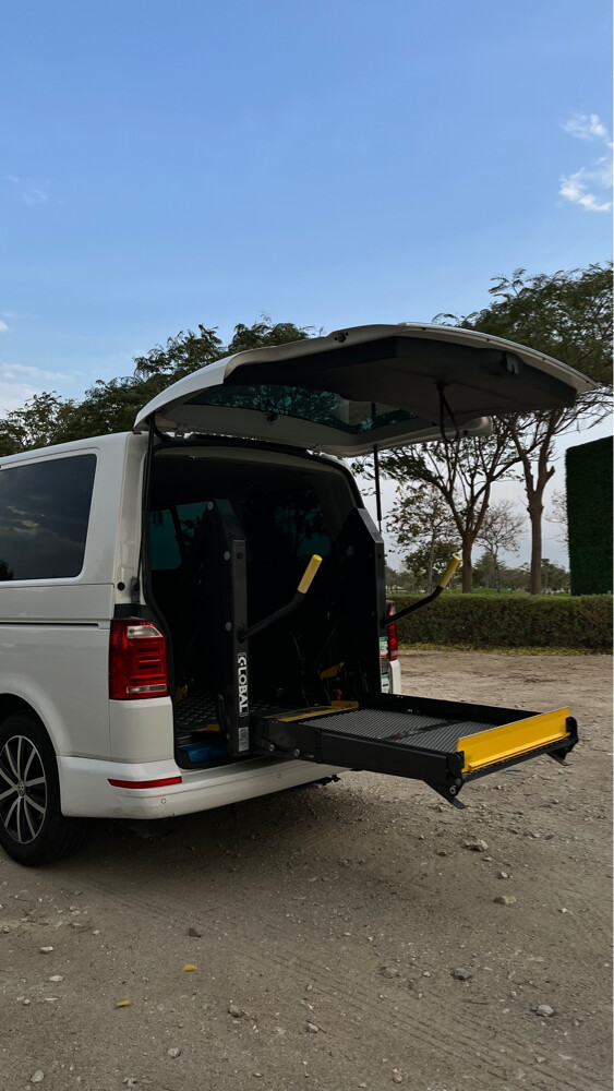 Volkswagen Multivan — photo 5 for sale in Qatar