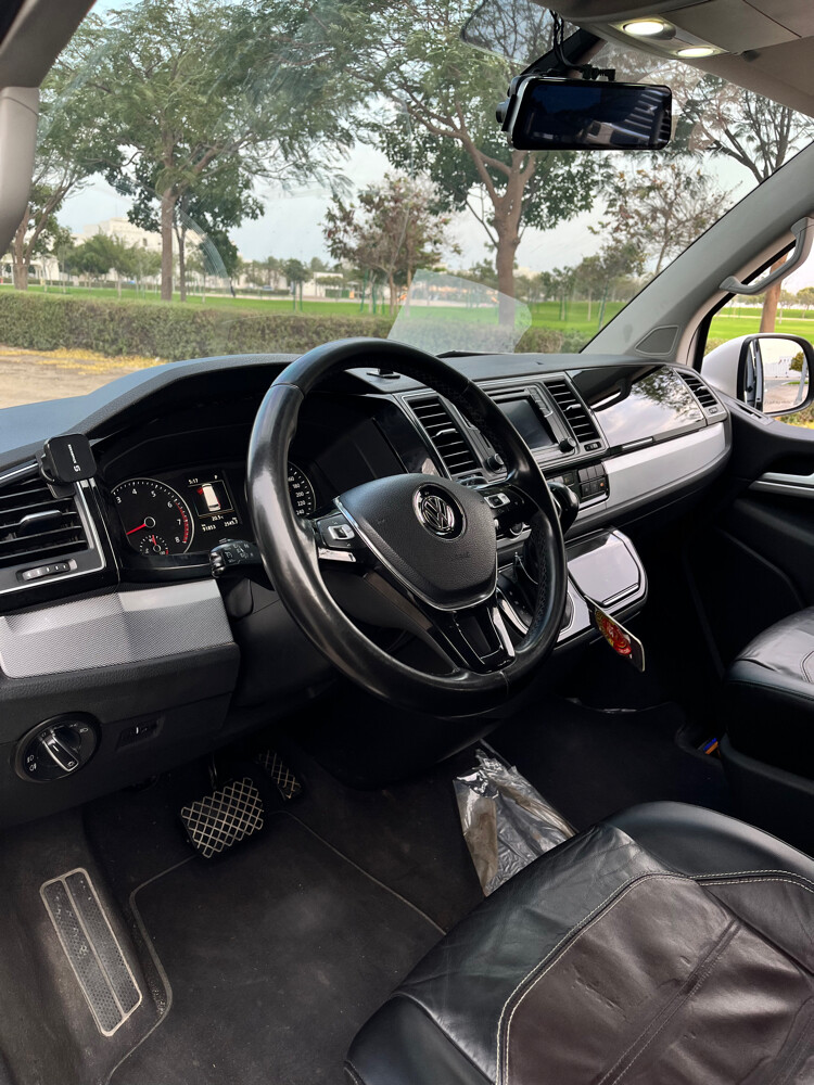 Volkswagen Multivan — photo 14 for sale in Qatar