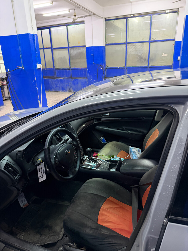 infiniti g37 2011 - 2