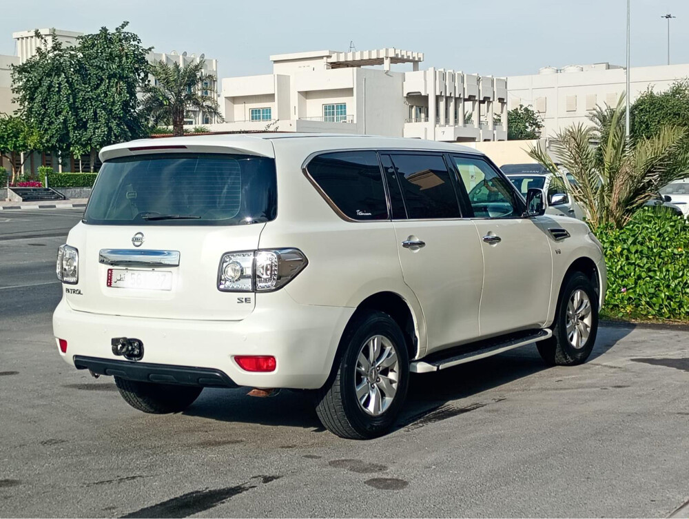 Nissan patrol SE  - 13