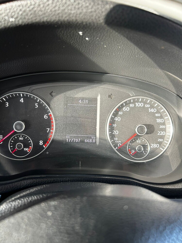 VW Passat 2013 - 13