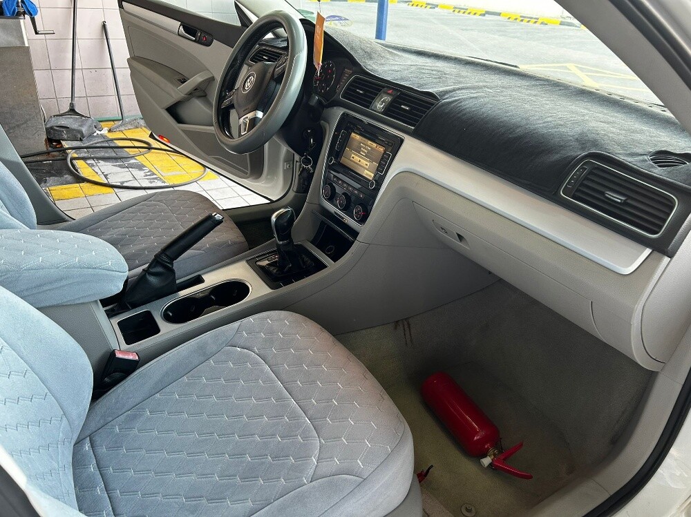 VW Passat 2013 - 11