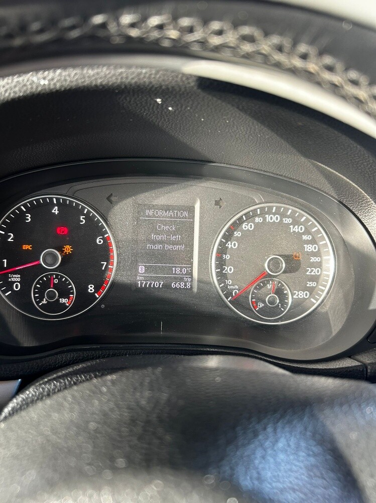 VW Passat 2013 - 12