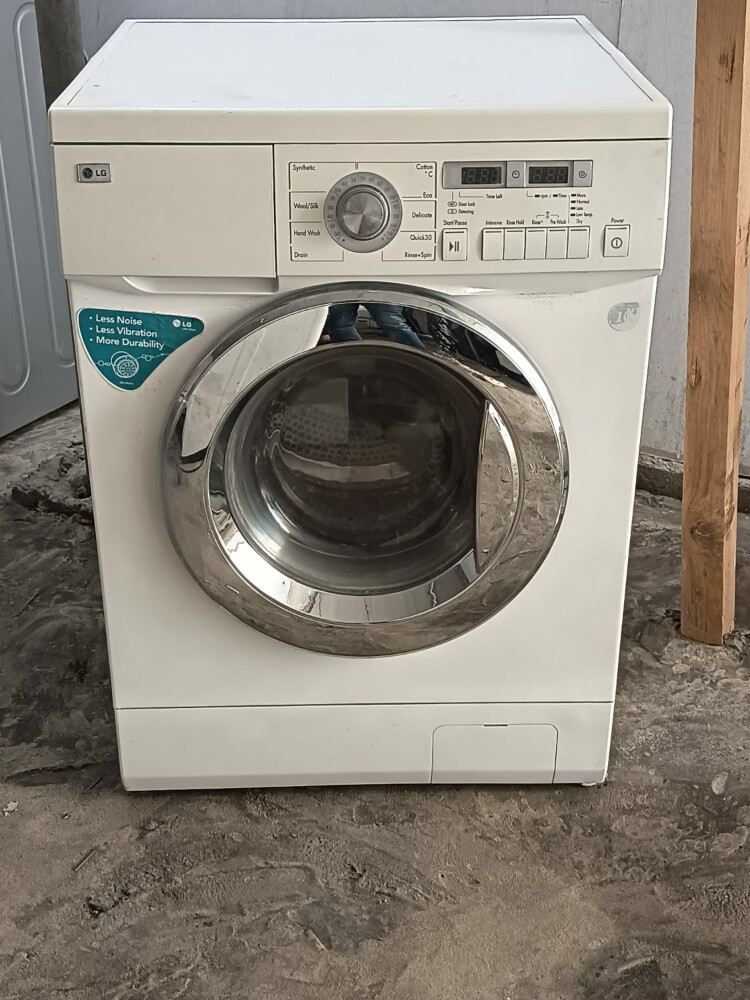 7/4 KG  LG FOR SALE - 1
