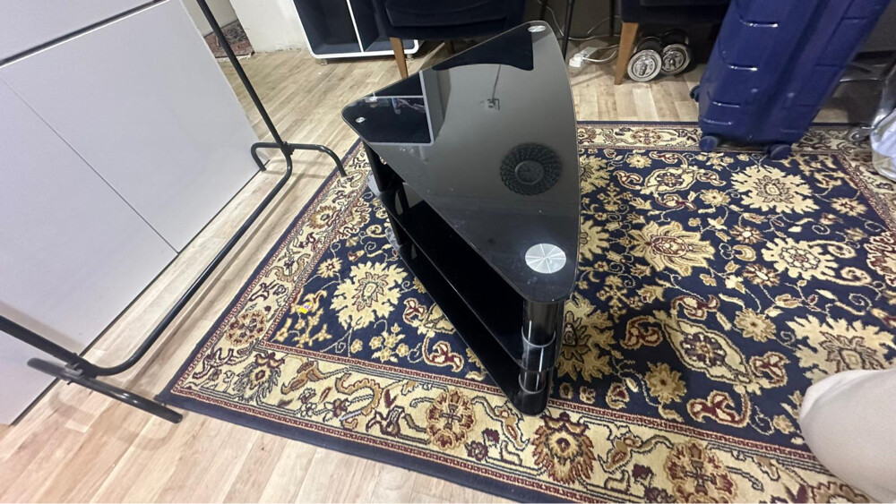 Corner tempered glass table sale - 1