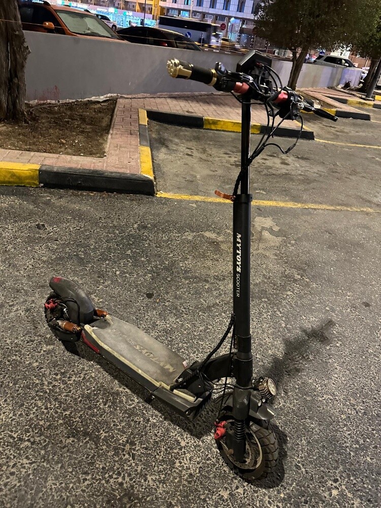 electric Scooter negotiable - 2