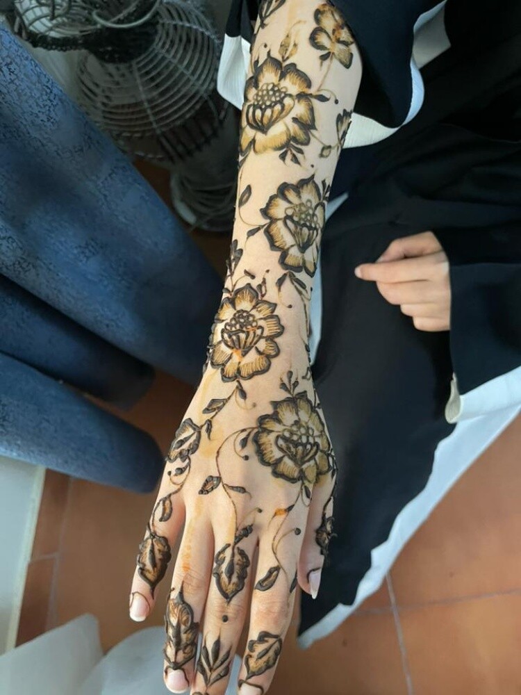 henna bookings available!! - 7