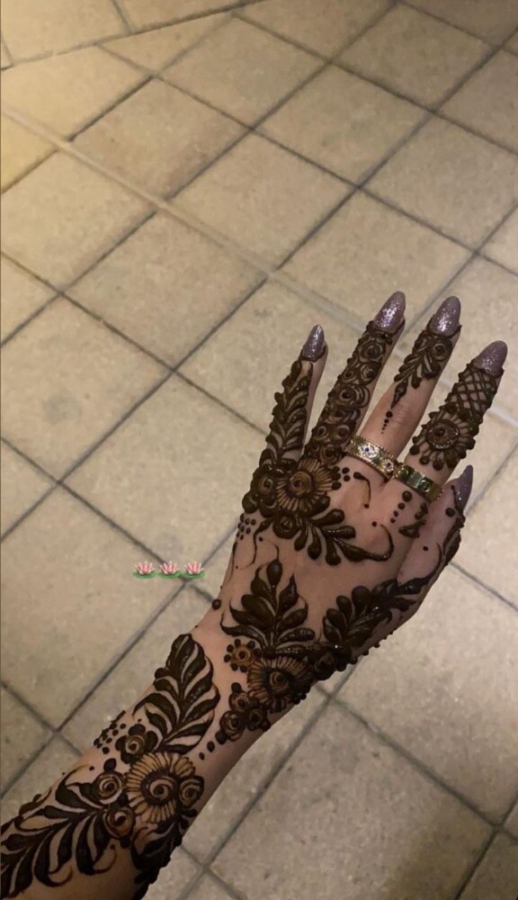 henna bookings available!! - 13