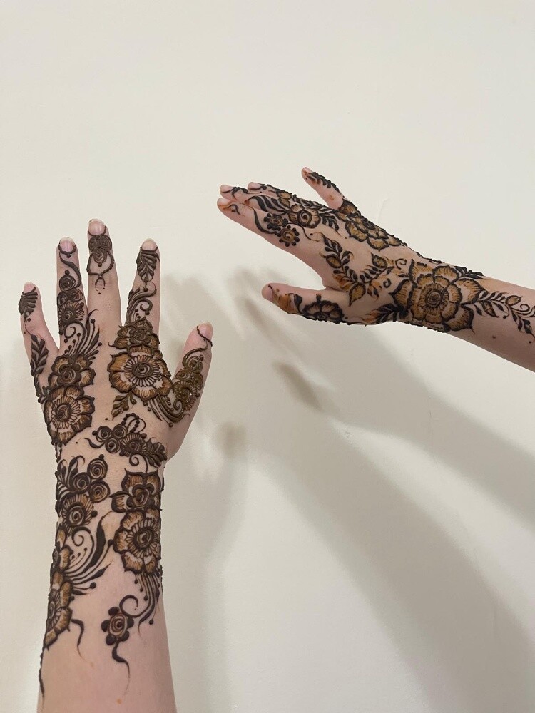 henna bookings available!! - 10