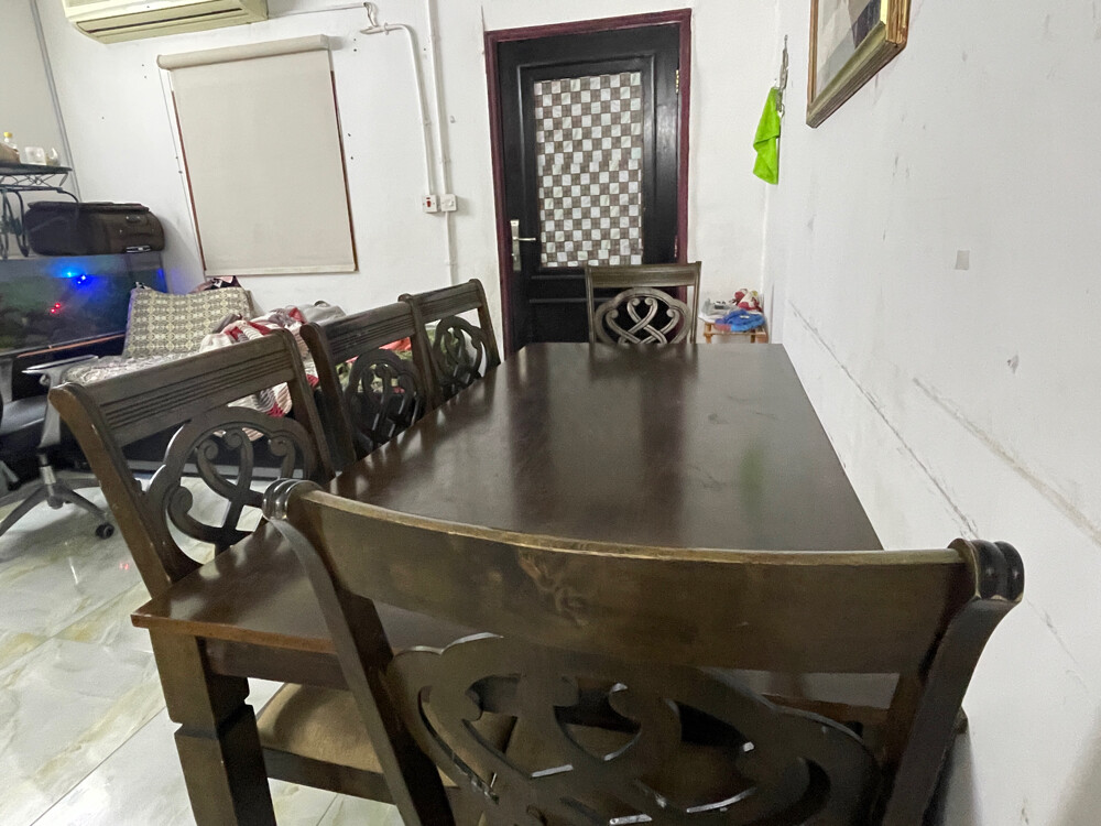 Dining Table & 5 Chairs - 2