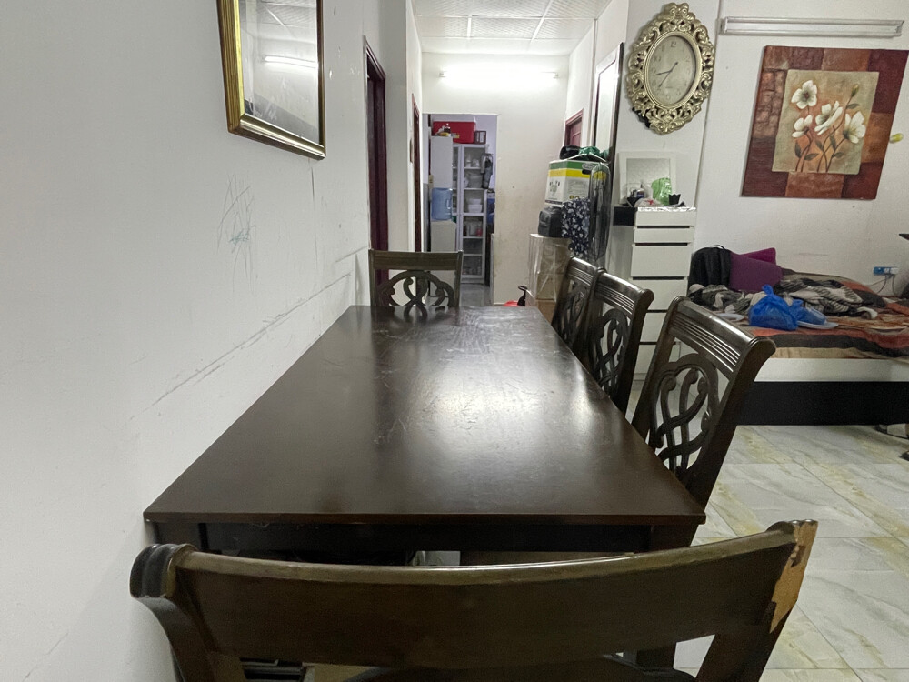 Dining Table & 5 Chairs - 6