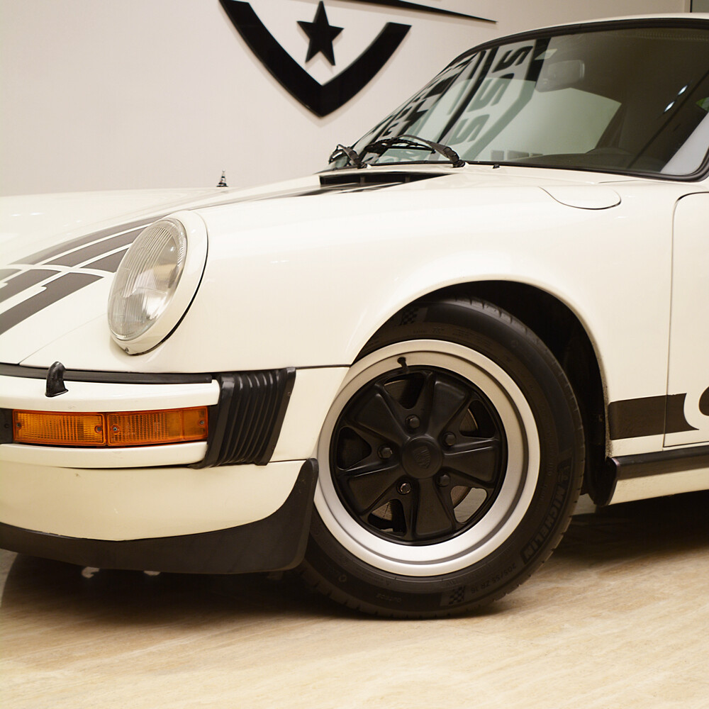 بورش 911 كاريرا 1977 - 10