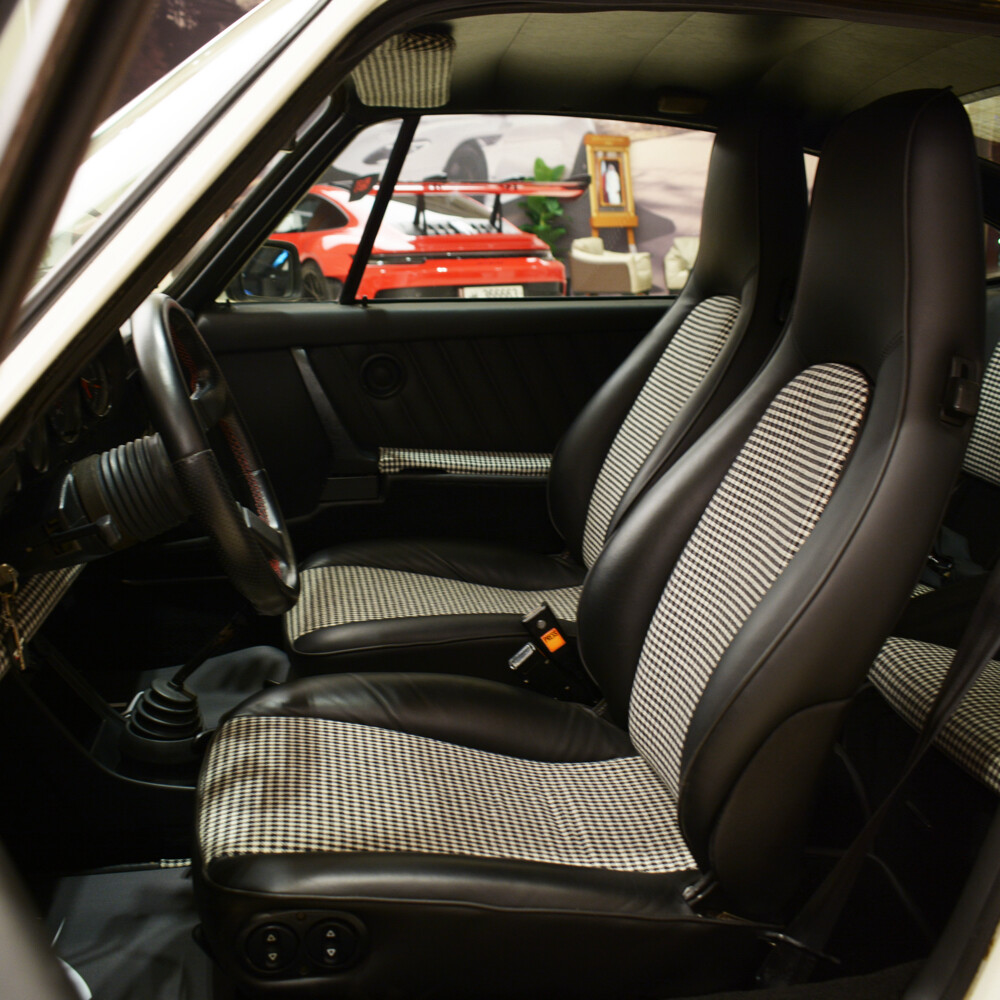 بورش 911 كاريرا 1977 - 6