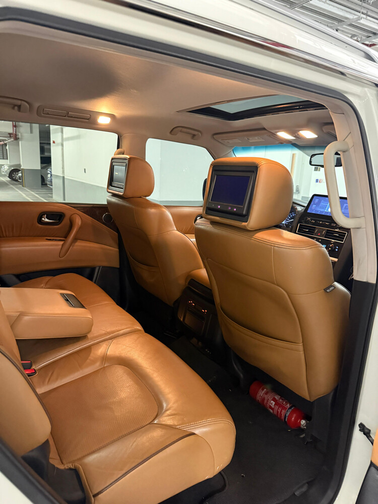Patrol platinum 2014 full options — photo 5 for sale in Qatar