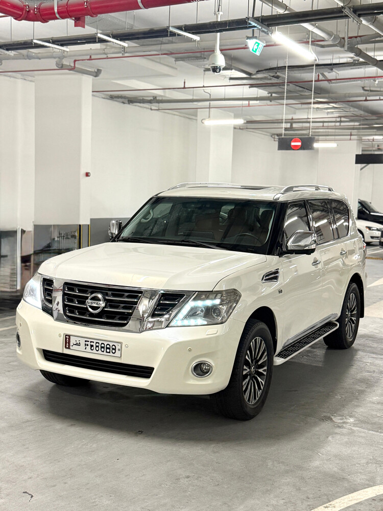 Patrol platinum 2014 full options — photo 3 for sale in Qatar